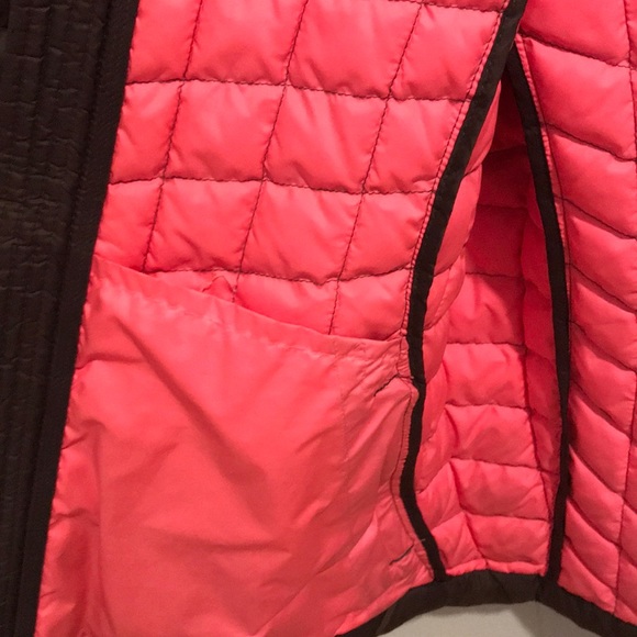 North Face Jacket - Picture 5 of 7